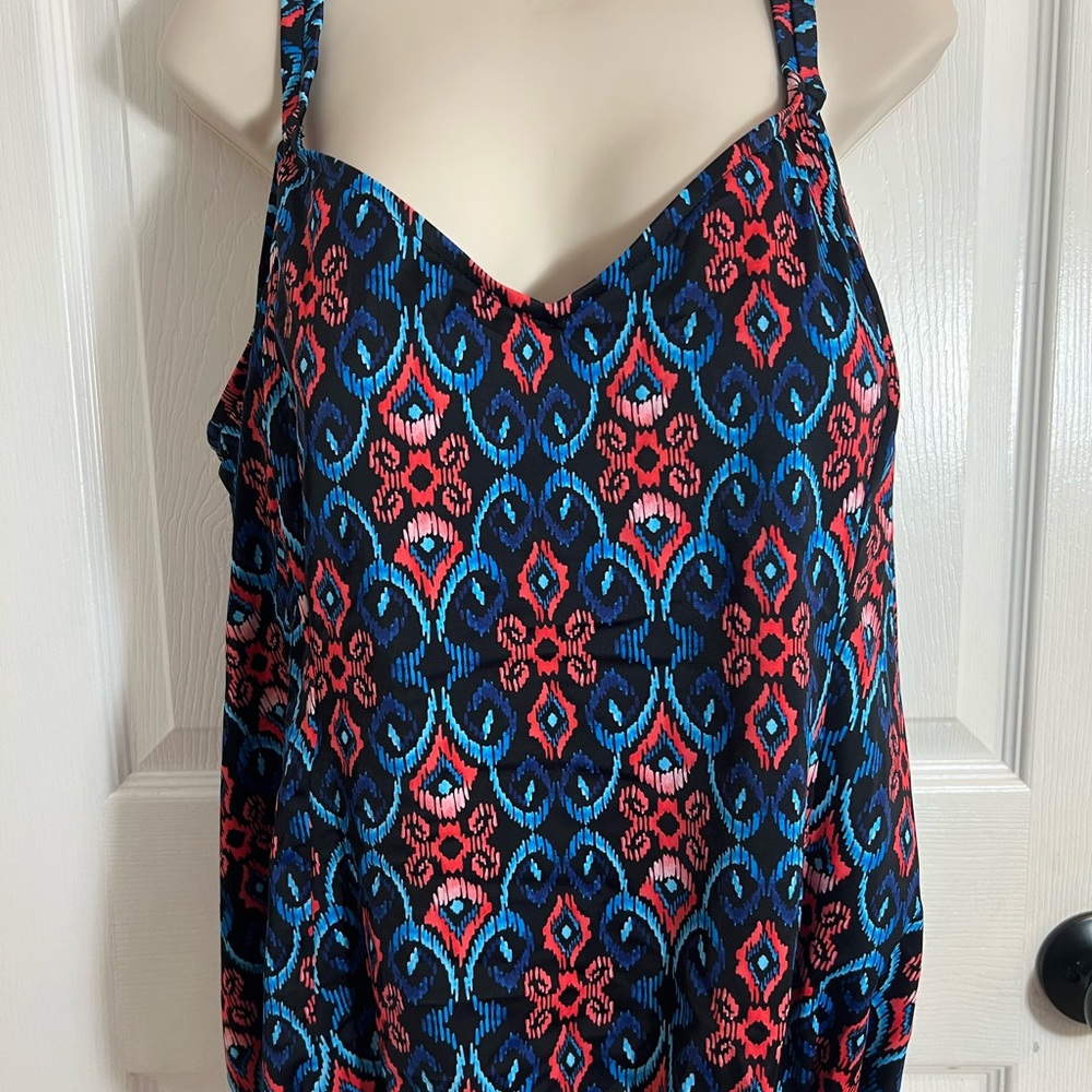Stylish Blue and Pink Bikini Top Size 20W